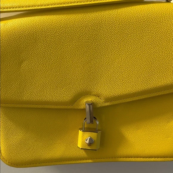 Kate Spade Locked Large Flap shoulder Bag in Pebbled Leather - Picture 6 of 11